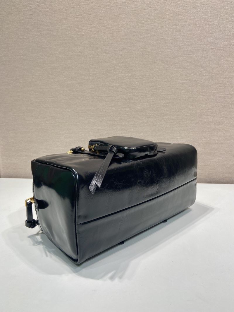 Pra*a top handle bags